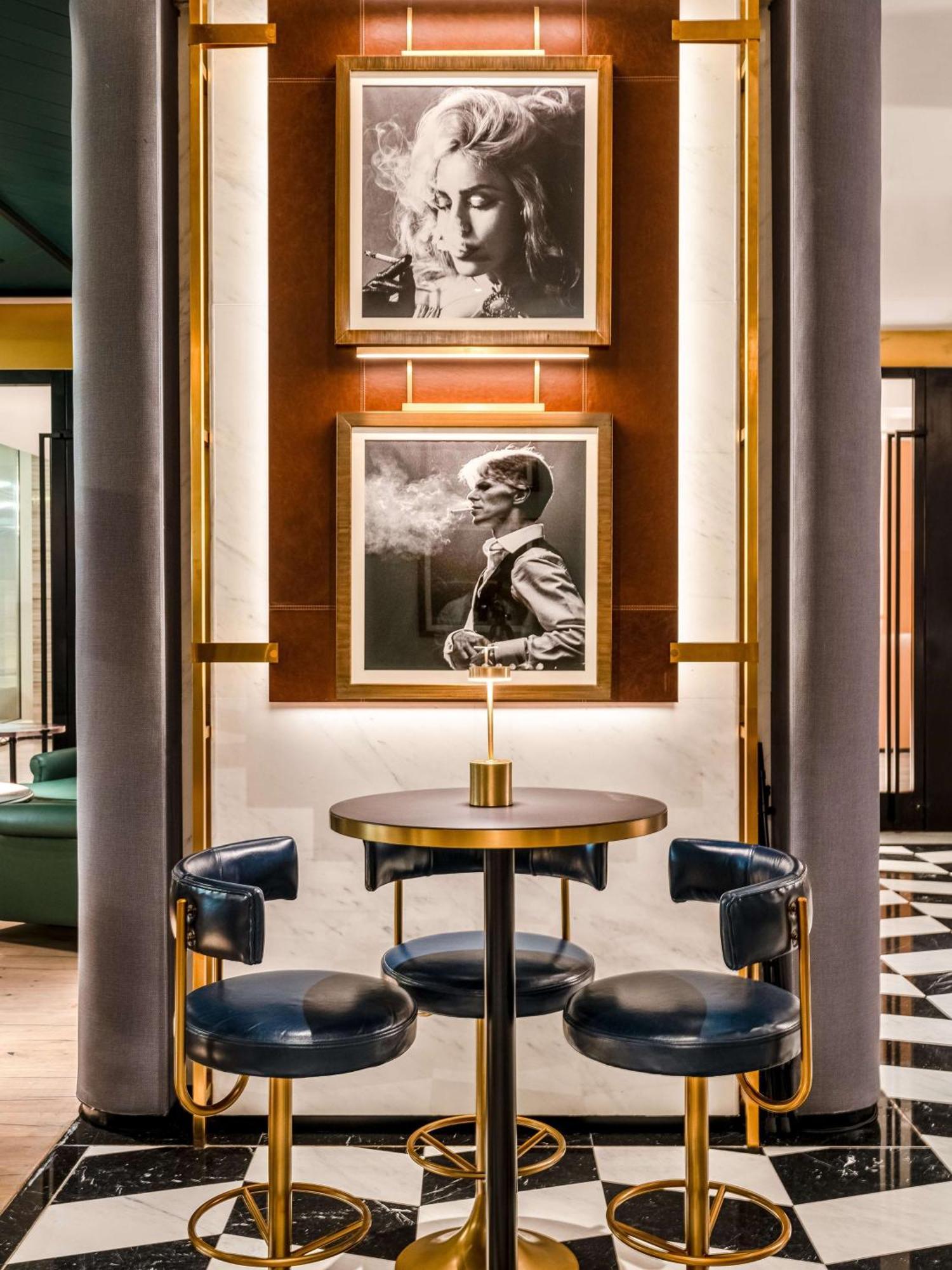 Rixos Gulf Hotel Ad Dawhah Esterno foto The interior of the hotel