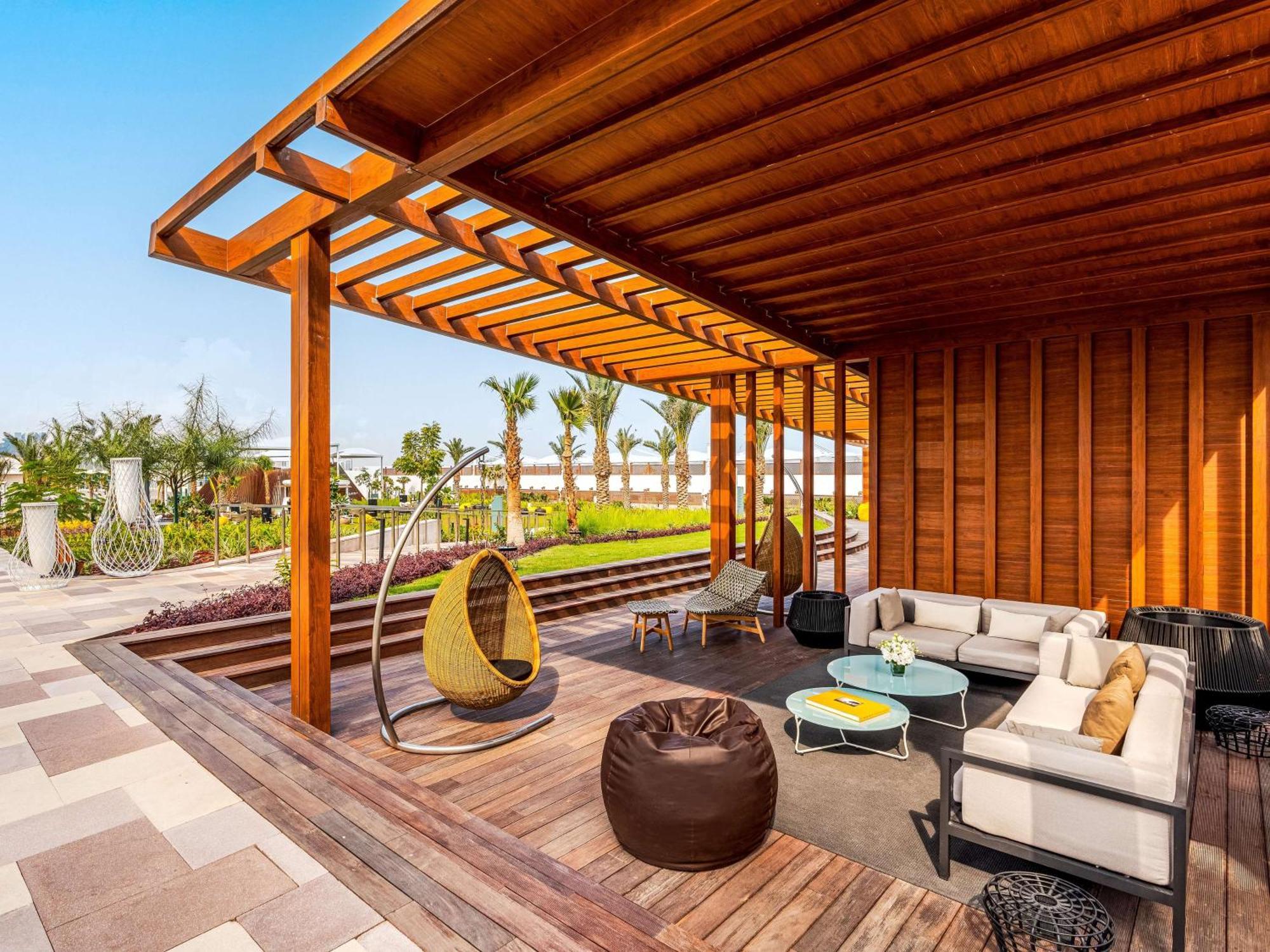 Rixos Gulf Hotel Ad Dawhah Esterno foto The Westin Dubai - Sky Lounge
