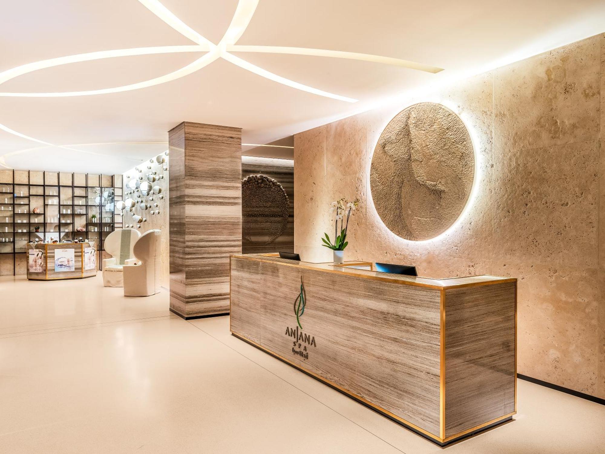 Rixos Gulf Hotel Ad Dawhah Esterno foto The lobby of the AROMA SPA