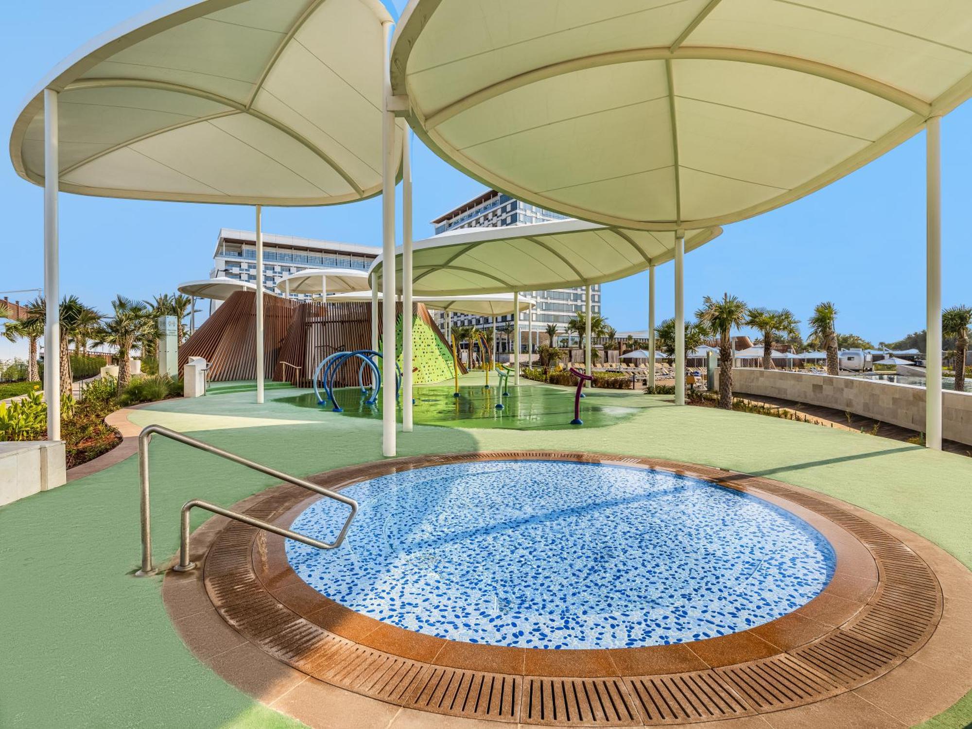 Rixos Gulf Hotel Ad Dawhah Esterno foto The Cove