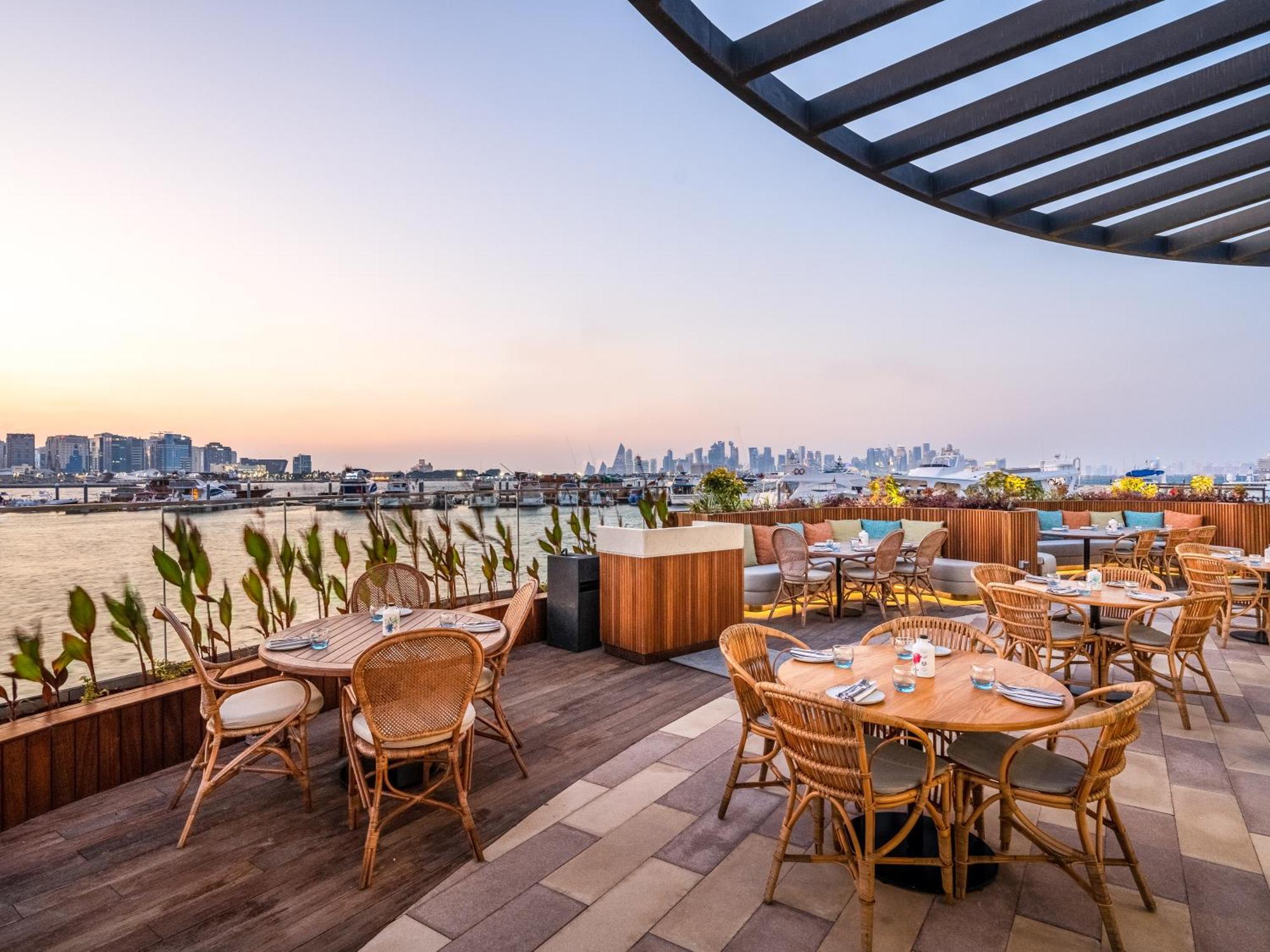 Rixos Gulf Hotel Ad Dawhah Esterno foto The View at The Palm
