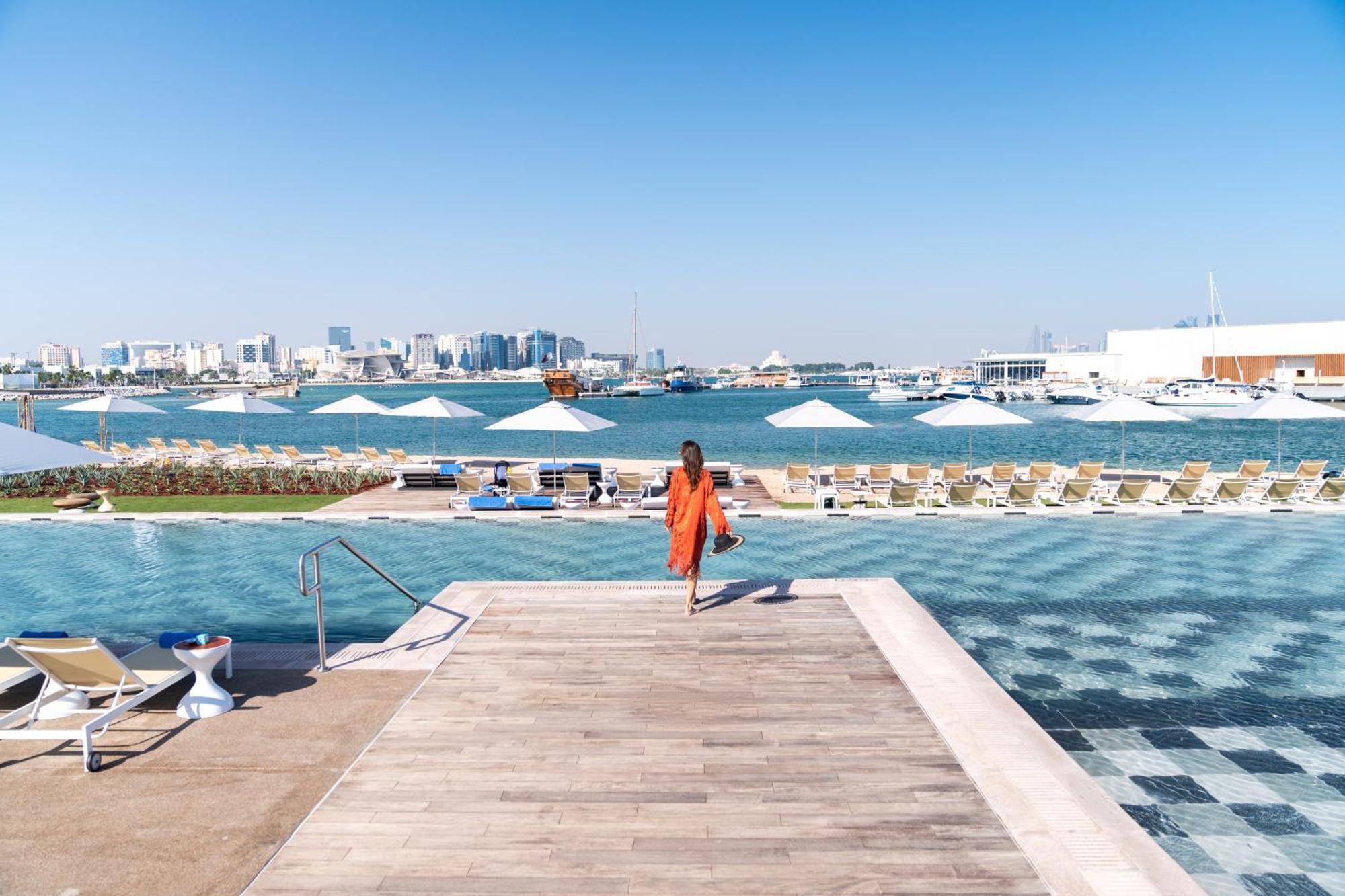 Rixos Gulf Hotel Ad Dawhah Esterno foto View of the Marina from the Hotel